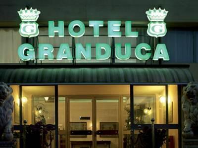 Hotel Granduca Сан Джулиано Терме Екстериор снимка